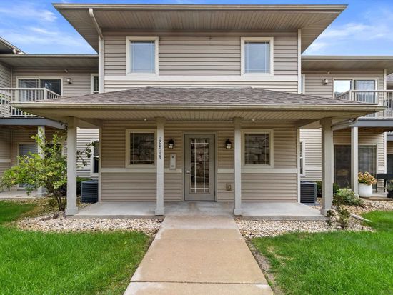 2814 Pleasant View Rd Unit 202, Middleton, WI 53562