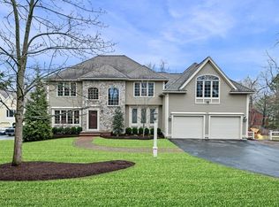 3 Beacon St, Andover, MA 01810