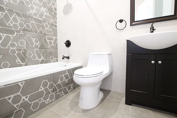 Rented by Nooklyn NYC LLC | media 24