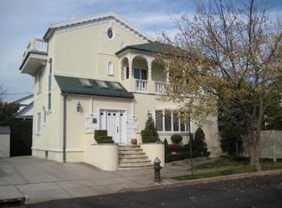 14716 Neponsit Ave, Far Rockaway, NY 11694