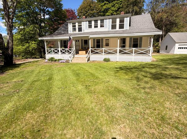 67 Maple Ave #1R