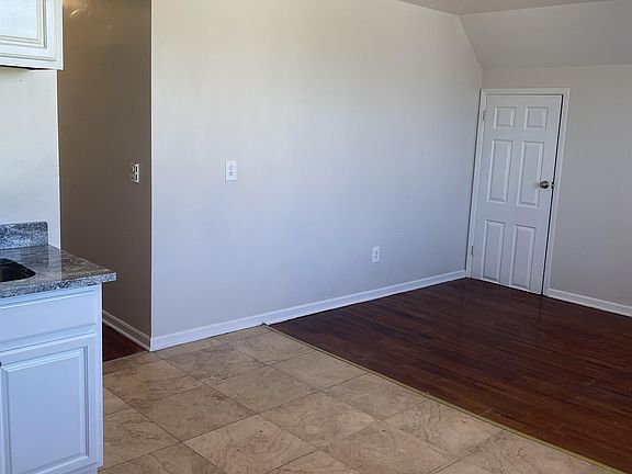 3rd image of 319 Northern Ave #6