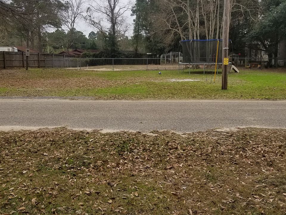 1st image of 10501 Cedar Creek Dr