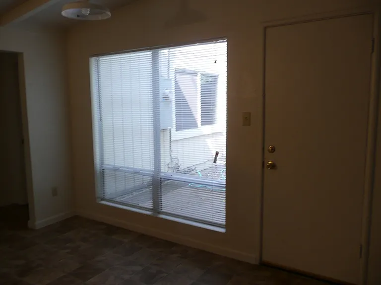 1205 Duke Dr — Photo 9