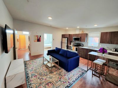 121 12th Ave E #505, Seattle, WA, 98102