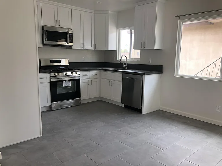 Kitchen with appliances