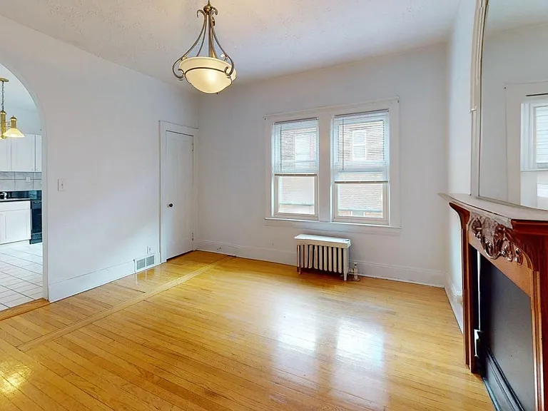 12467-12469 Cedar Rd — Photo 32