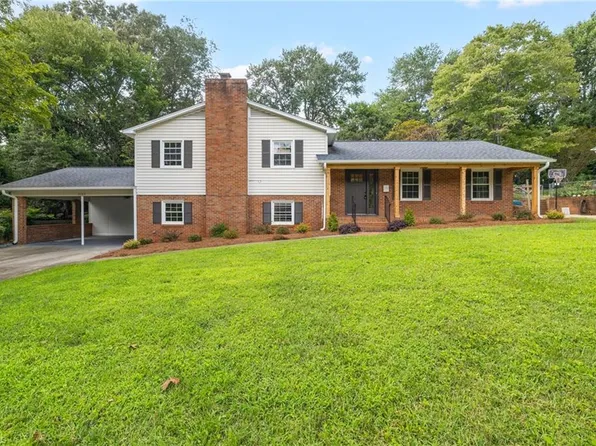 4100 Winchester Rd, Winston Salem, NC 27106