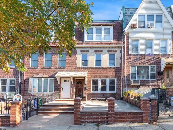 20-47 33rd Street, Astoria, NY 11105