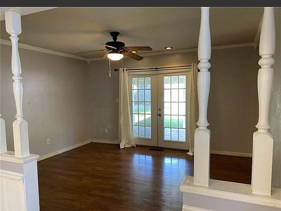 2nd image of 1421 Brookdale Dr