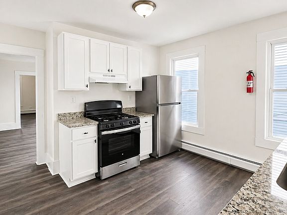 4th image of 50 Parker Ave #3