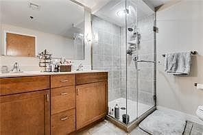 3rd image of 711 W 26th St APT 707