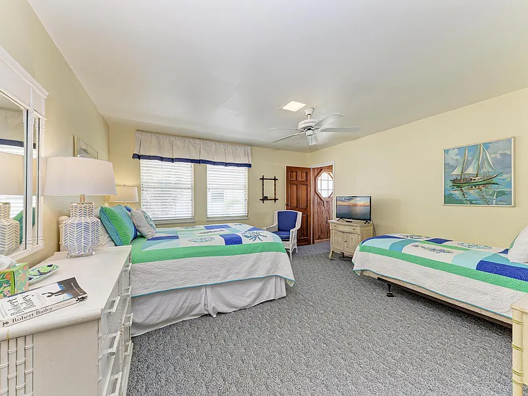 102 Palmetto Ave — Photo 18