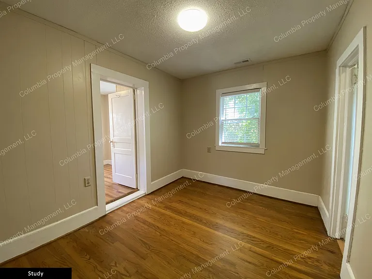 1817 Marion St #5 — Photo 9