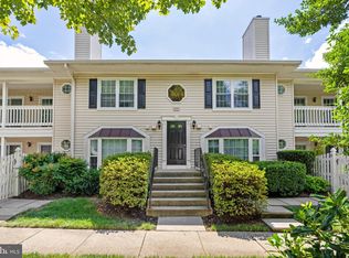 10202 Ashbrooke Ct SUITE 8, Oakton, VA 22124