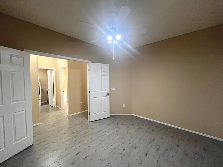 673 Peachy Canyon Cir #103 — Photo 39