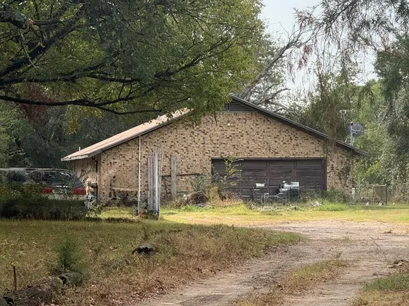 8797 Fm 2494, Athens, TX 75751