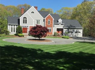 197 N Farms Rd, Middlebury, CT 06762