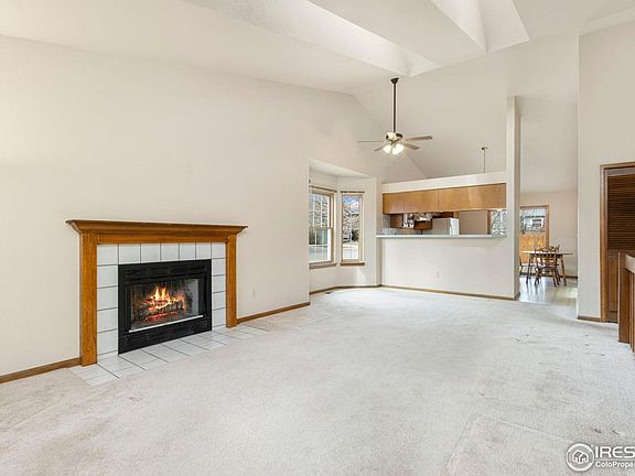 3rd image of 2412 Hampshire Sq