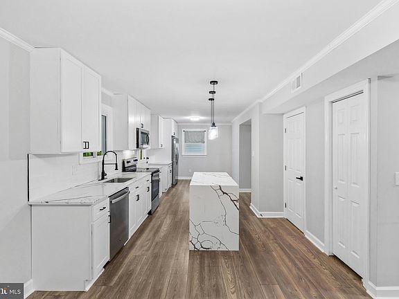 4th image of 43 Caraway Rd