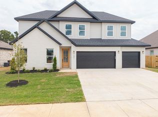 1841 Peacock Rd, Centerton, AR 72719