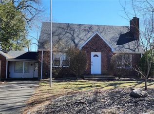 644 Palisado Ave, Windsor, CT 06095
