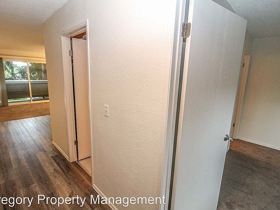 2nd image of 12415 NE 130th Ct APT H207