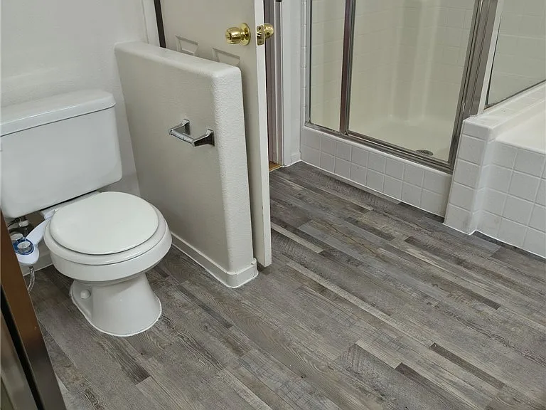 9492 Encanto Cavern Ct — Photo 18