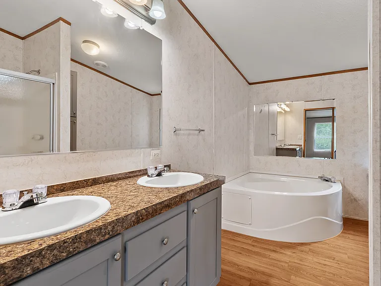 156 County Road 1304 — Photo 13