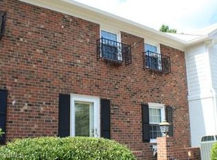 2946 F Saint Marks Rd, Winston Salem, NC 27103