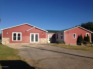 7065 N 88th Ave, Hart, MI 49420