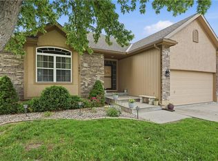 1601 Chisam Rd, Kearney, MO 64060