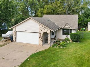 29670 Broadway St, Lindstrom, MN 55045
