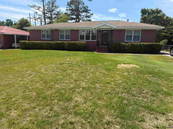 1922 Winston Dr, Macon, GA 31206