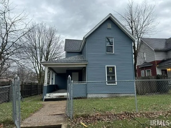 1708 Leer St, South Bend, IN 46613
