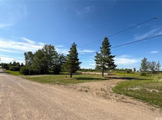 313 2nd Ave W, Climax, SK S0N0N0