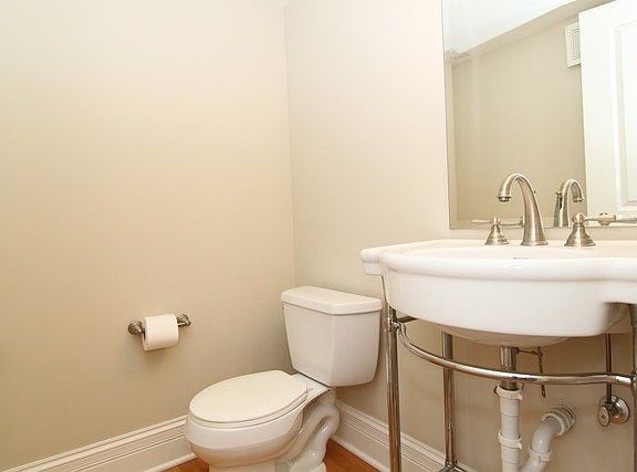 2nd image of 838 Judson Ave APT 1B
