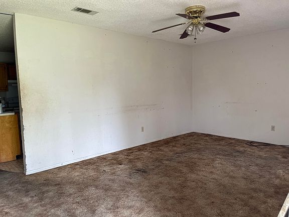 2nd image of 132 Nelda Dr
