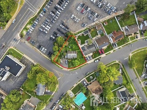3rd image of 5 Fitch Rd