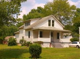 20 Woodlawn Ave, Bridgewater, NJ 08807