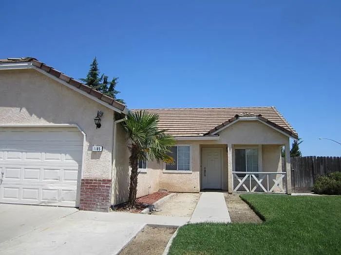 1185 Stone Ct photo 1