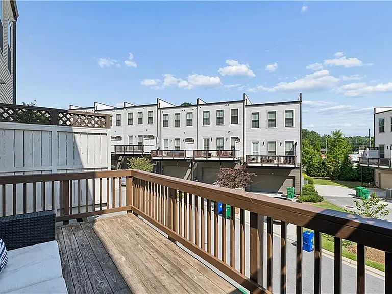 857 Constellation Dr — Photo 43