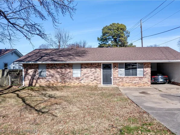 1923 Utica St, Fort Smith, AR 72901