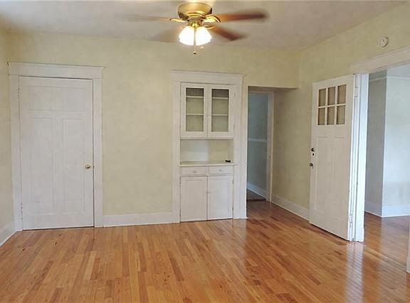 5th image of 7726 S Claiborne Ave APT D