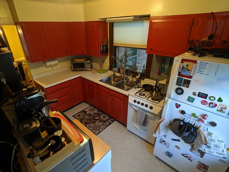 1812 W Lawn Ave — Photo 5
