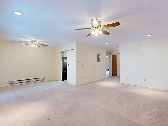 5th image of 100 Kennedy Drive #74