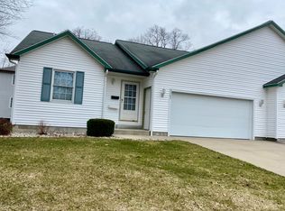 3362 Davis Rd, Muskegon, MI 49441