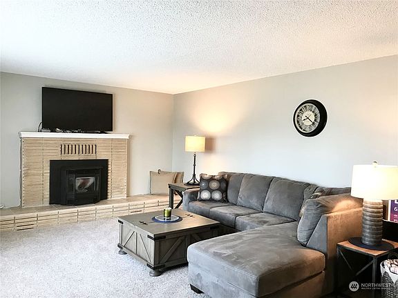 Living area >