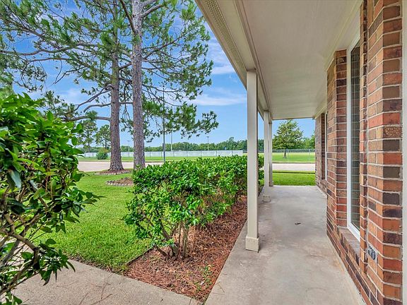 4th image of 803 Island Meadow Ct