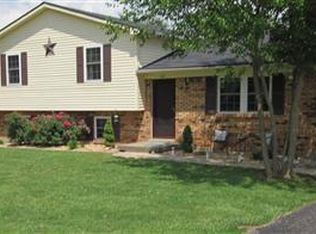 104 King Arthur Cir, Elizabethtown, KY 42701